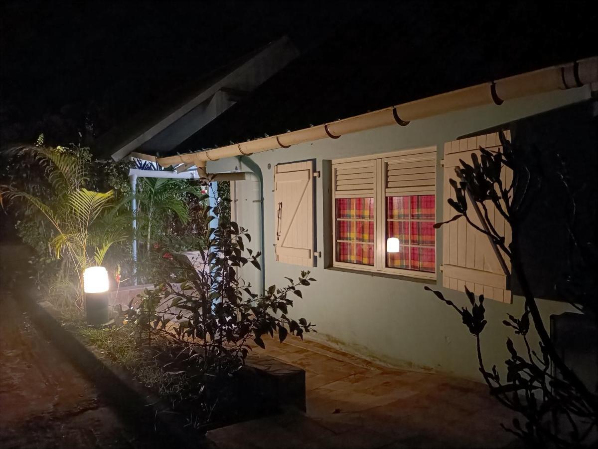Le Colibri Ble Villa Sainte-Anne Exterior photo